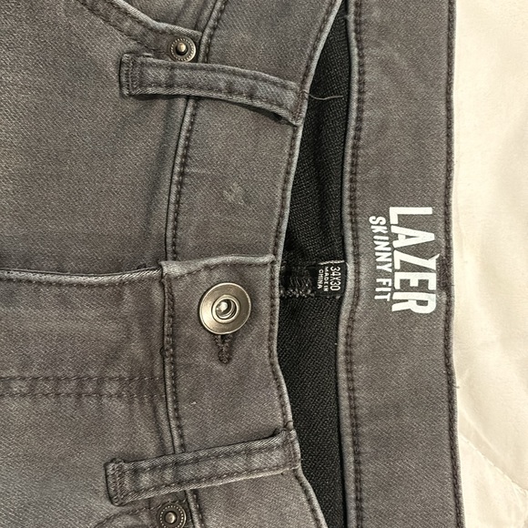 Levi Jeans Bundle - Picture 7 of 9